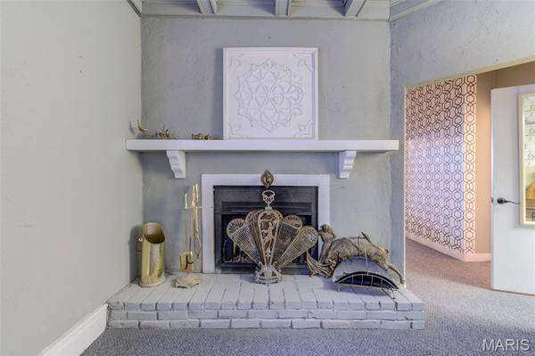 1211 Clara Ave. AVE, St Louis, MO 63112