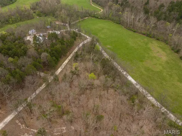 2903 Valley View DR, Innsbrook, MO 63390