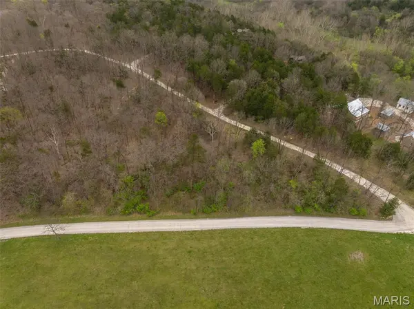 2903 Valley View DR, Innsbrook, MO 63390