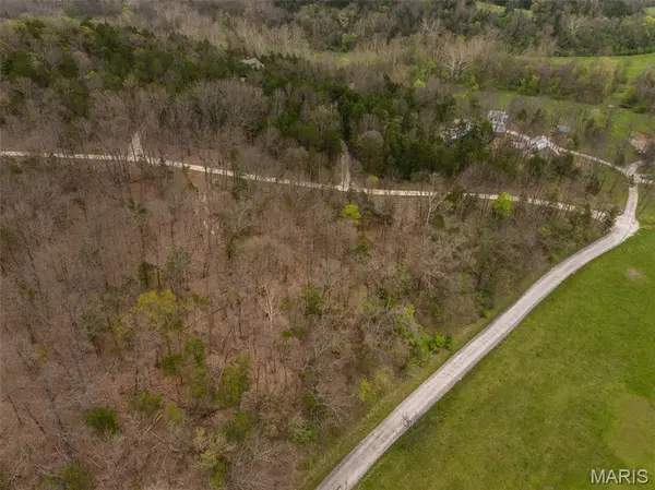 2903 Valley View DR, Innsbrook, MO 63390