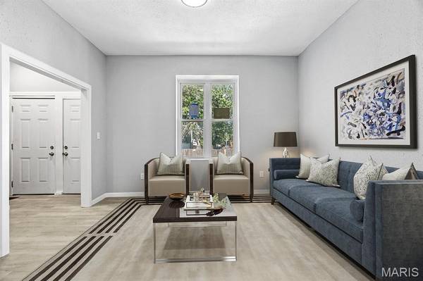 3440 Potomac ST, St Louis, MO 63118