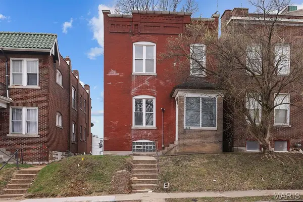 3440 Potomac ST, St Louis, MO 63118