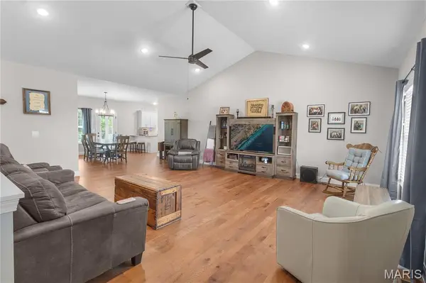 3040 Clear Spring PL, Jackson, MO 63755