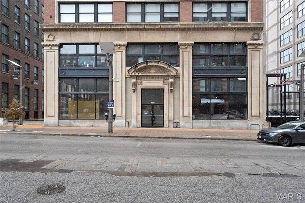1619 Washington AVE #302, St Louis, MO 63103