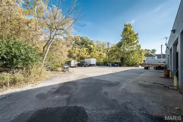 3444 N Lindbergh BLVD, St Ann, MO 63074