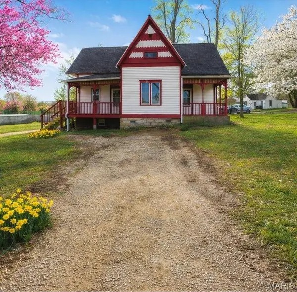 722 M- Maple ST, Mountain Grove, MO 65711