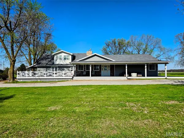 55272 Buffalo LN, New London, MO 63459