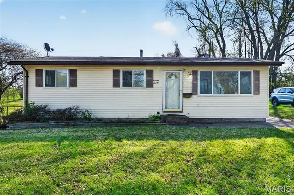 Address not disclosed, Florissant, MO 63033