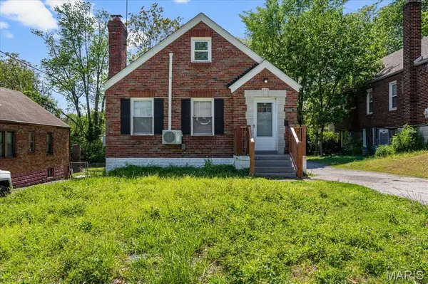 7030 Lena AVE, St Louis, MO 63136
