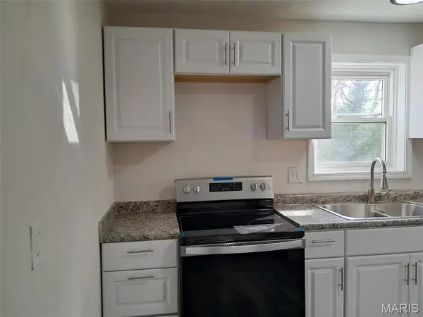 7030 Lena AVE, St Louis, MO 63136