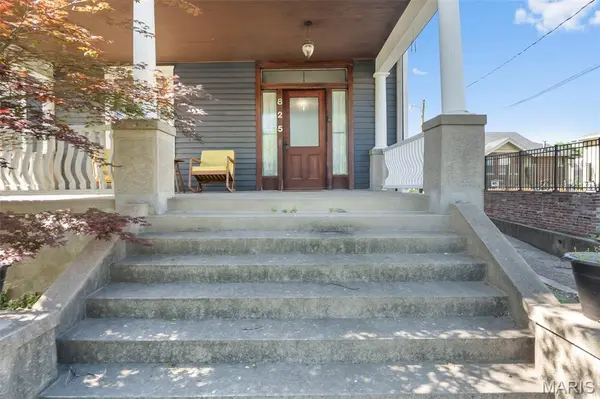 825 Merriwether ST, Cape Girardeau, MO 63703