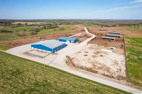 3292 South 107th Road, Flemington, MO 65650
