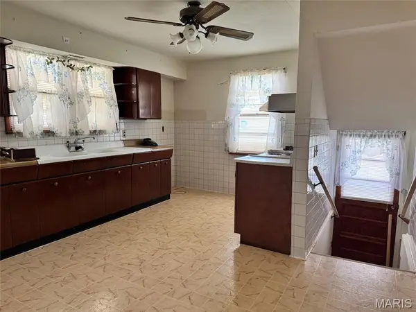 914 S Walnut ST, Gerald, MO 63037