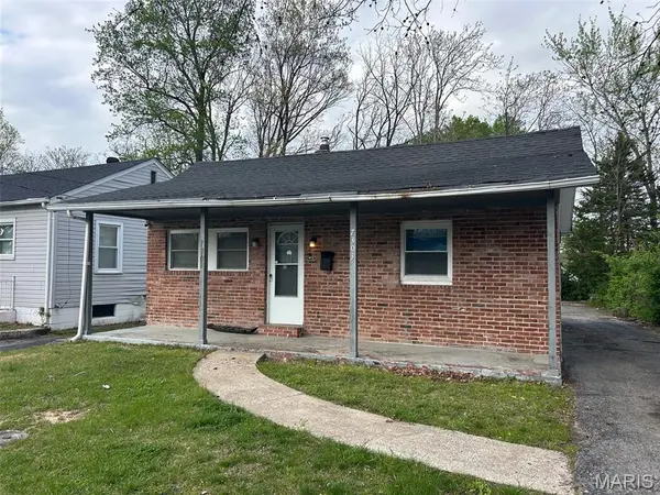 7303 Harney AVE, Jennings, MO 63136