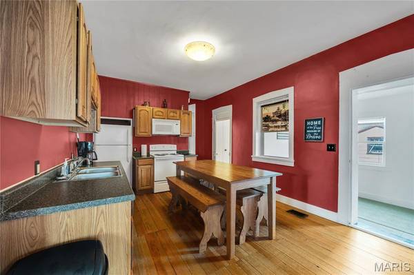 117 E 5th ST, Hermann, MO 65041