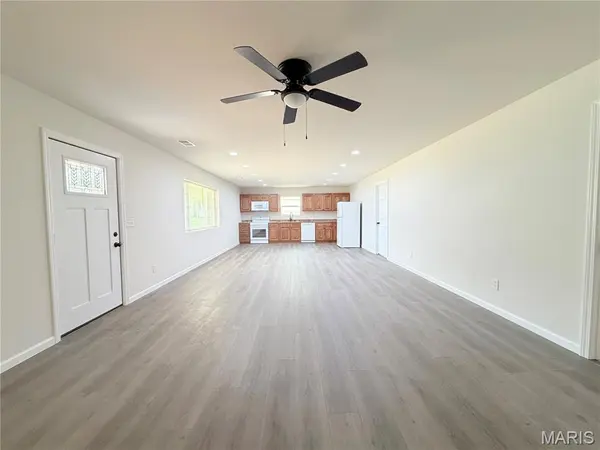 211 Maple St, Pilot Knob, MO 63663