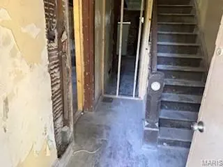 2906 Park AVE, St Louis, MO 63104