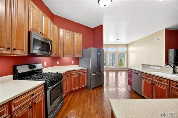 1336 Forest WAY, Wentzville, MO 63385
