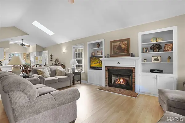 1970 Captains DR, Worden, IL 62097