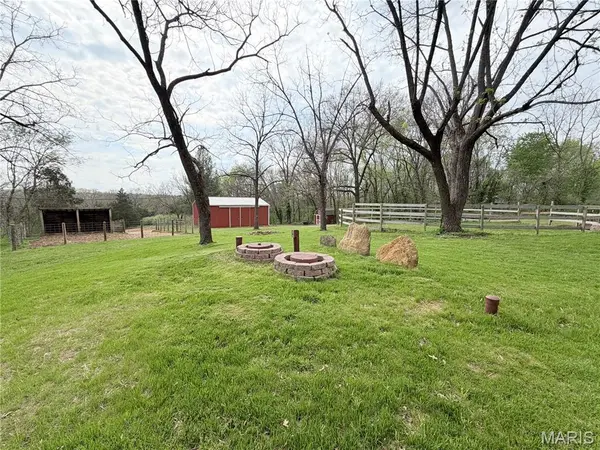 8117 Berry RD, Bonne Terre, MO 63628