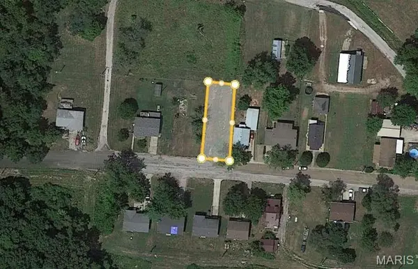 411 E 12TH ST, Hermann, MO 65041
