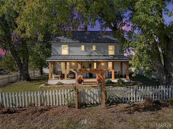 6933 Russell RD, Hillsboro, MO 63050