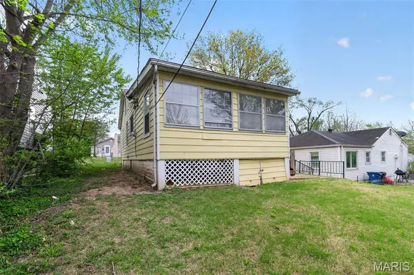 311 Superior DR, St Louis, MO 63135