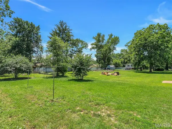 107 Vincent ST, Pacific, MO 63069