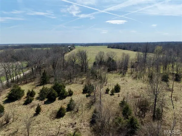 Address not disclosed, Curryville, MO 63359