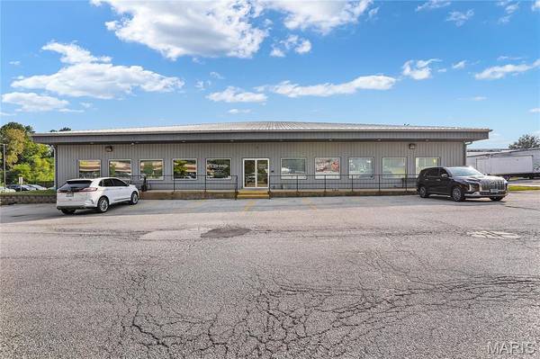 1902 Vandalia ST #200, Collinsville, IL 62234