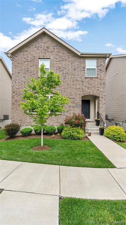 9731 Wilderness Battle Dr, St Louis, MO 63123