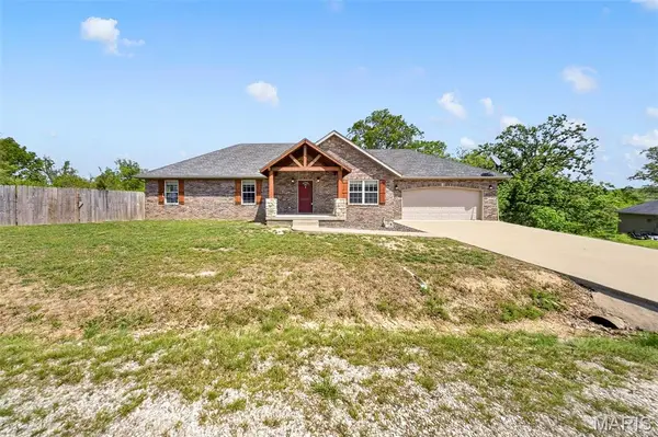20164 Helios LN, St Robert, MO 65584