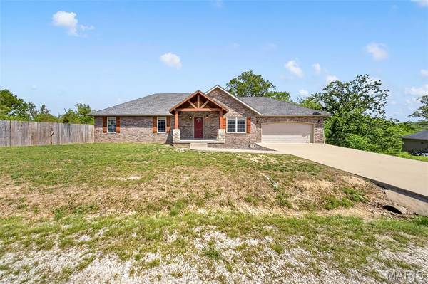 20164 Helios LN, St Robert, MO 65584