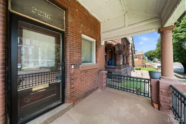 2236 Saint Louis AVE, St Louis, MO 63106