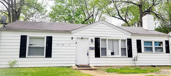 9805 Dennis DR, Unincorporated, MO 63136