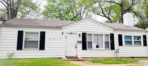 9805 Dennis DR, Unincorporated, MO 63136