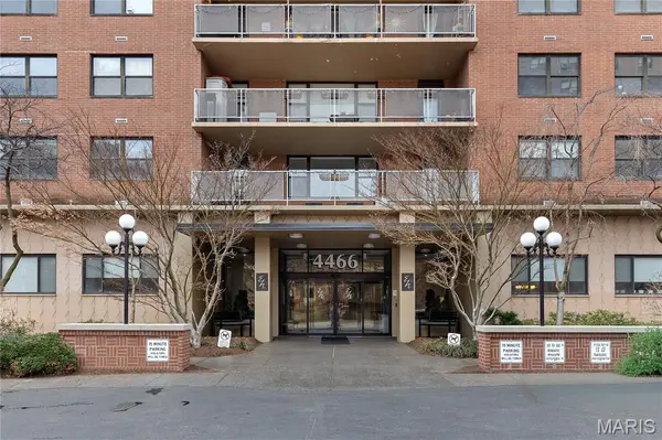 4466 W Pine BLVD #6G, St Louis, MO 63108