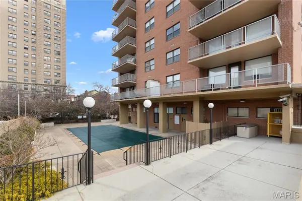 4466 W Pine BLVD #6G, St Louis, MO 63108