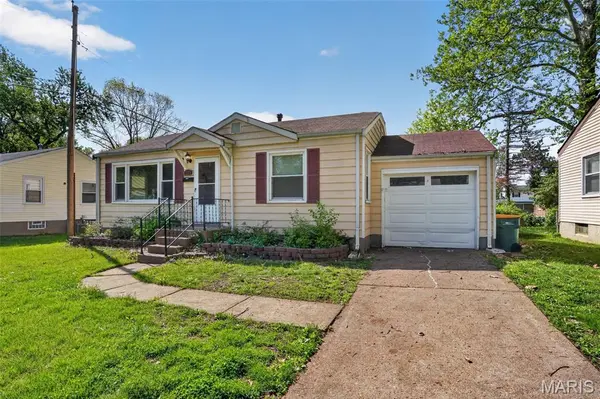 1124 Grenshaw DR, St Louis, MO 63137