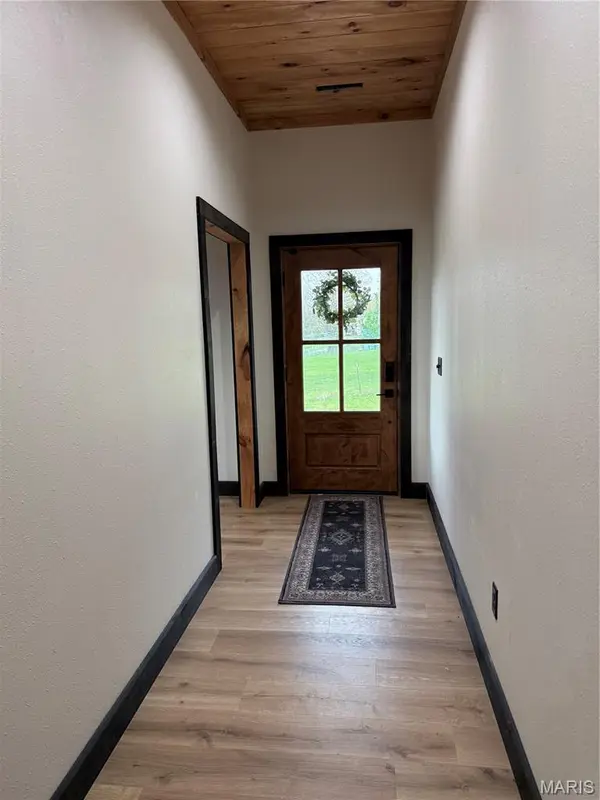 12205 Weber RD, Plato, MO 65552