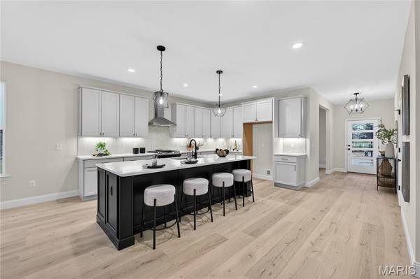 366 Strawberry Grove Drive, O'fallon, MO 63376