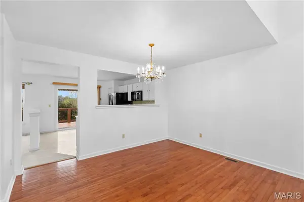 3560 Pearson Pointe CT, St Louis, MO 63129