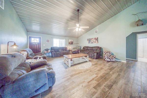3014 County Road 2330, Salem, MO 65560