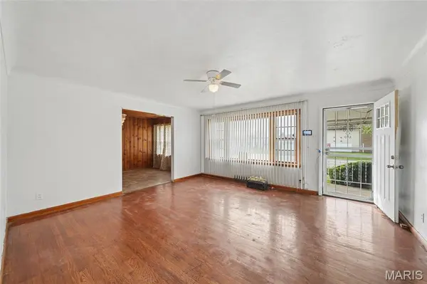 9299 Lucas And Hunt RD, St Louis, MO 63136