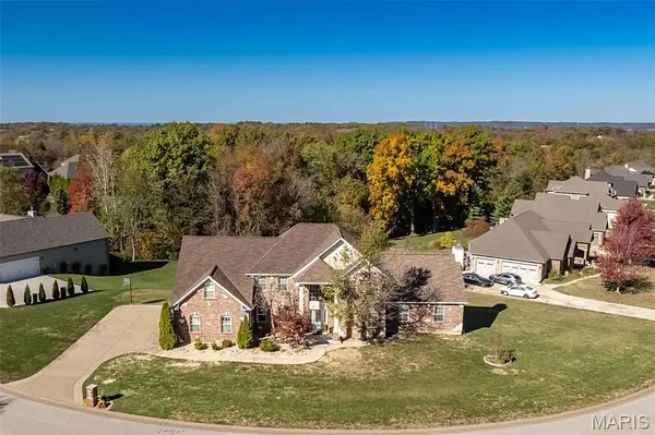 431 Ridge Meadow LN, Washington, MO 63090