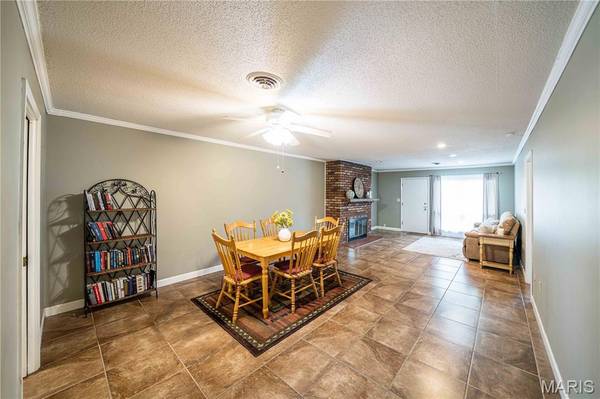 1330 N Sprigg ST #2, Cape Girardeau, MO 63701