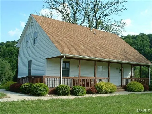 329 Berg Crossing DR, Augusta, MO 63332