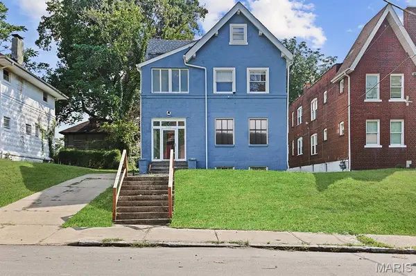 5946 Julian AVE, St Louis, MO 63112