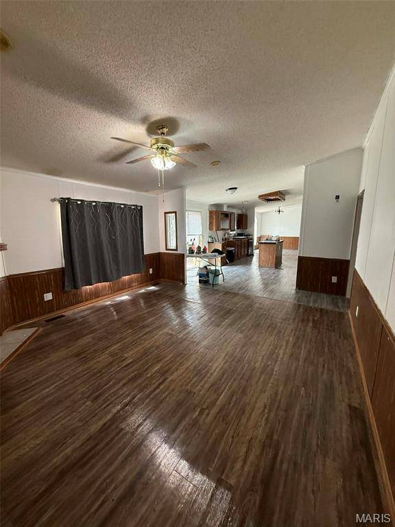 31 Country CV, Benton, MO 63736