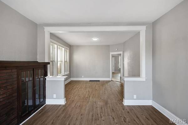 3635 S Spring AVE, St Louis, MO 63116